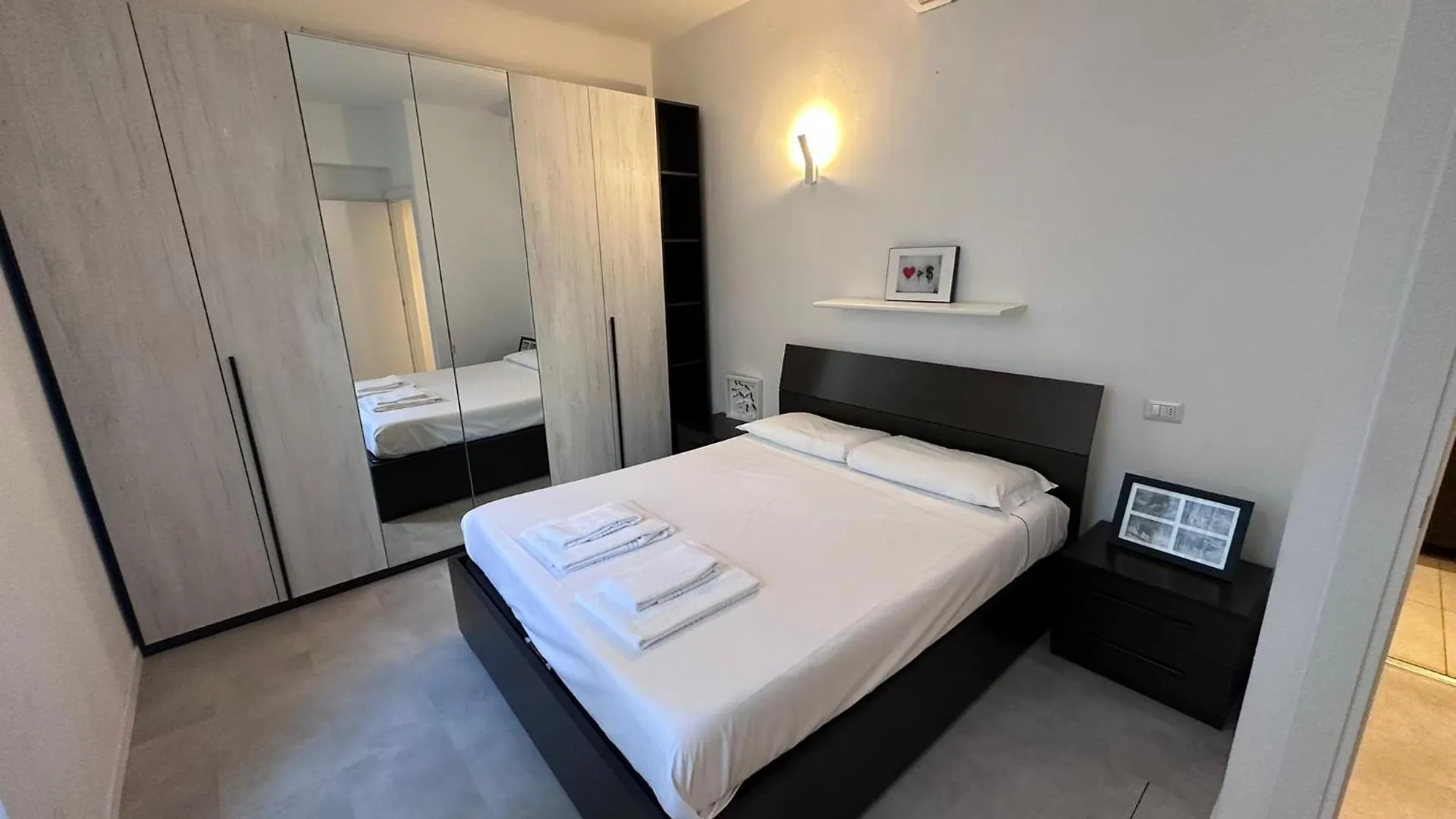 Prestige Boutique Homes-Tortona & Navigli District Milaan