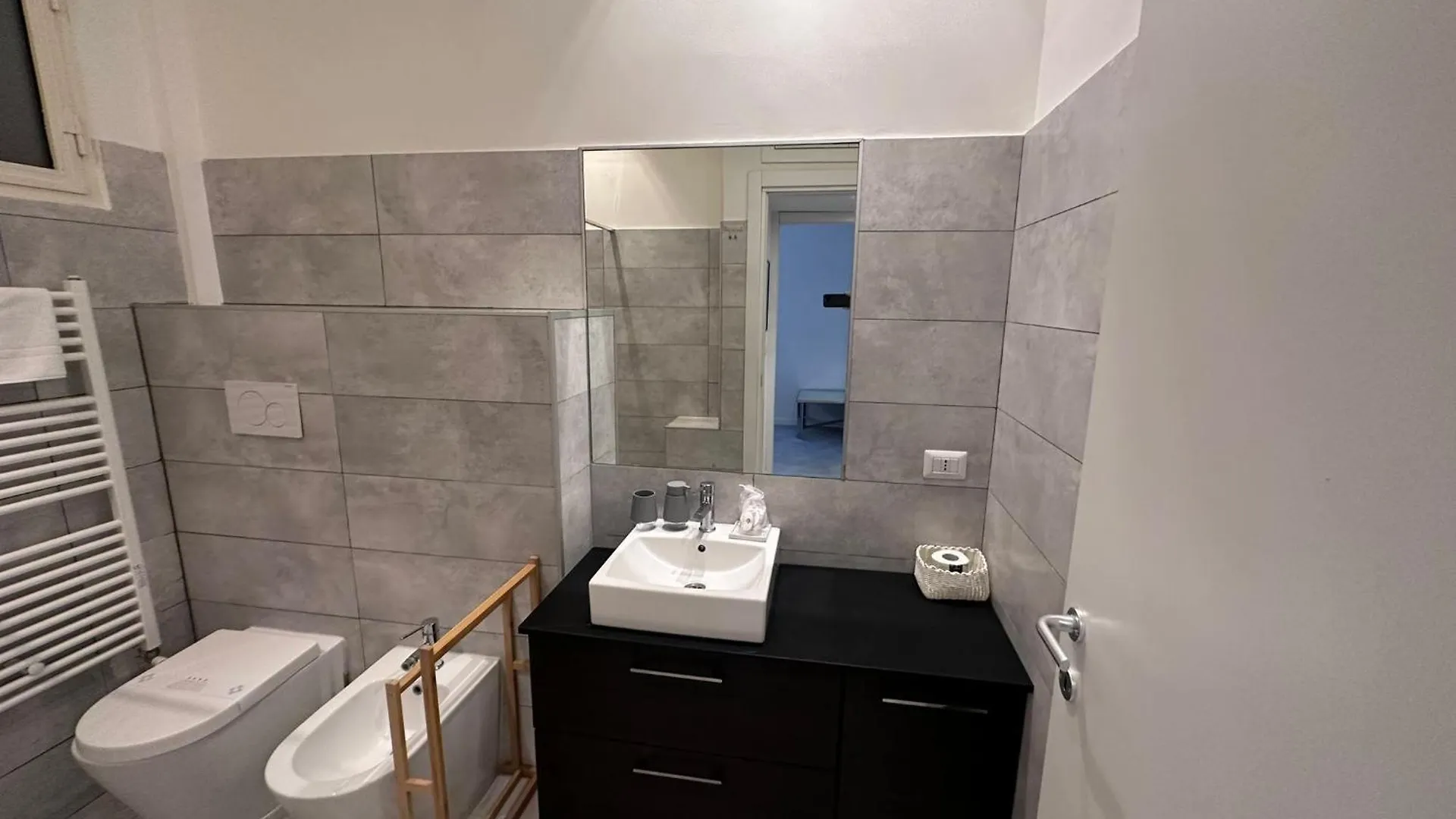 Prestige Boutique Homes-Tortona & Navigli District Milaan Appartement